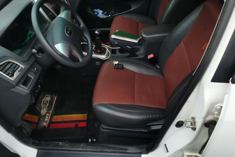 Used BYD F3 2015 Energy-Saving Edition 1.5L Manual Luxury Model Left Front Seat