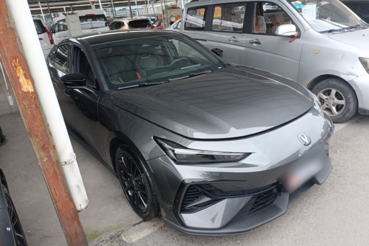 Used CHANGAN UNI-V 2025 Model Third-Generation 1.5T 500Bar Prestige Edition Front Right 45 Deg