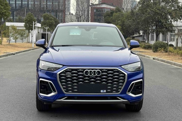 Used Audi Q5L Sportback 2022 40 TFSI Fashion Model
