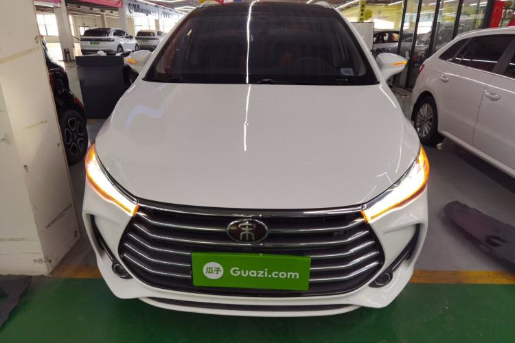 Used BYD Song MAX 2017 1.5T Automatic Smart Connect Elite 7-Seater
