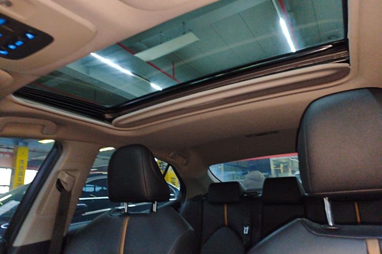 Used Toyota Camry 2021 2.0G Luxury Edition
