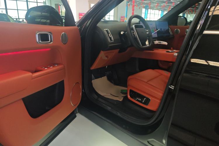 Used Li Auto L8 2023 Air model