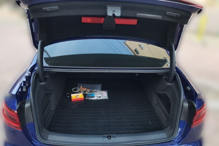 Used Audi A4L 2019 40 TFSI Fashion Version China V Trunk