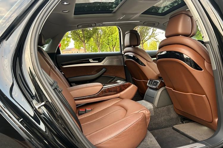 Used Audi A8 2016 A8L 45 TFSI quattro Comfort model
