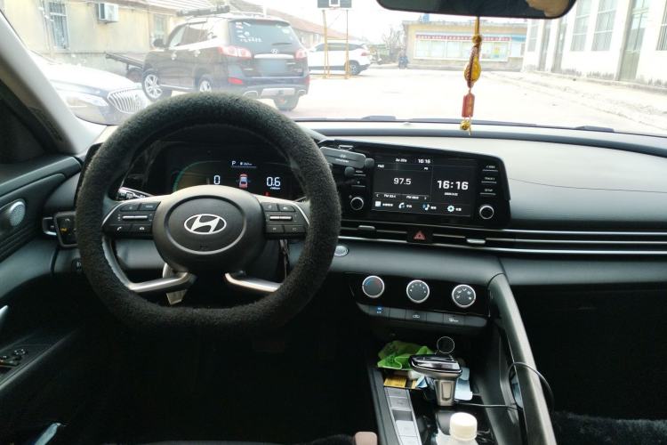 Used Hyundai Elantra 2023 1.5L CVT GLX Elite Edition
