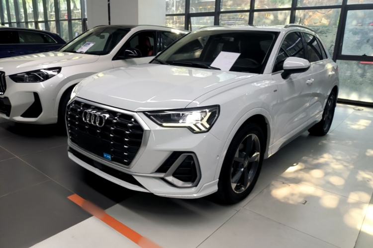 Used Audi Q3 2021 35 TFSI Fashion Dynamic Model