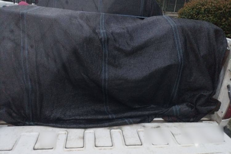 Used SAIC MAXUS T70 2021 2.0T Facelift Diesel Manual Two-Wheel Drive Entry-Level Version with Long Bed and High Ground Clearance
