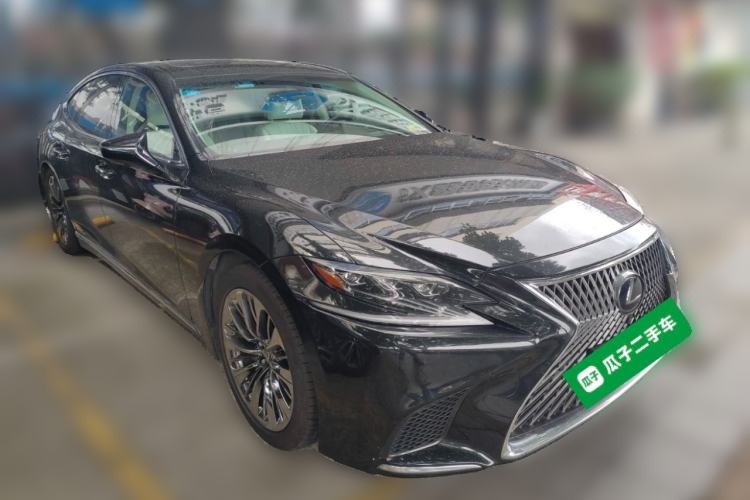 Used Lexus LS 2018 500h Executive Edition China VI