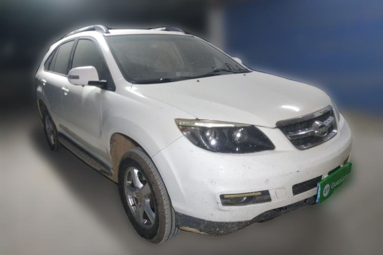 Used BYD S6 2014 2.0L Manual Luxury 5-Seater Front Right 45 Deg