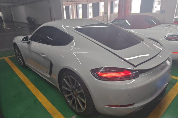 Used Porsche 718 2020 Cayman 2.0T
