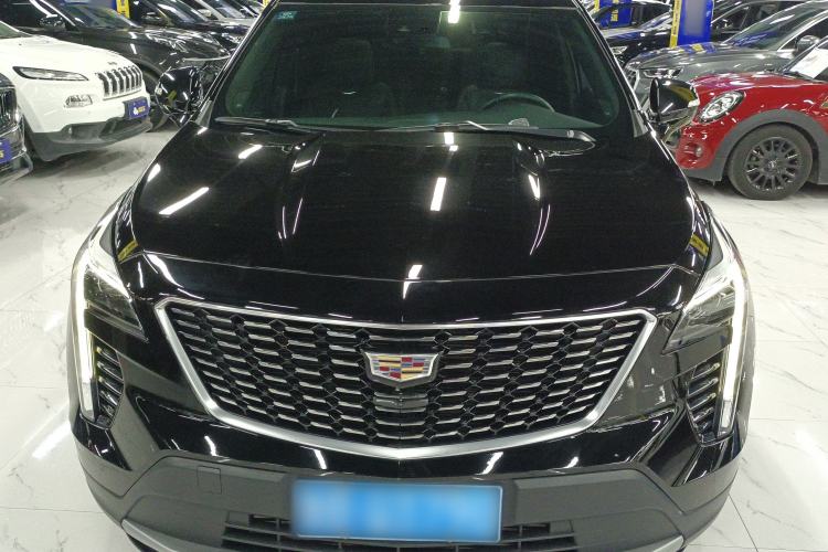 Used Cadillac XT4 2022 28T Two-Wheel-Drive Luxury Version Front