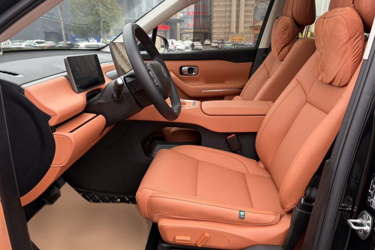 Used Leapmotor C16 2026 Extended-Range 280 LiDAR Version 6 Seats
