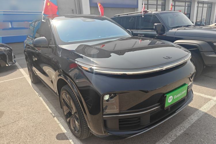 Used Li Auto L9 2024 Pro Model Front Right 45 Deg