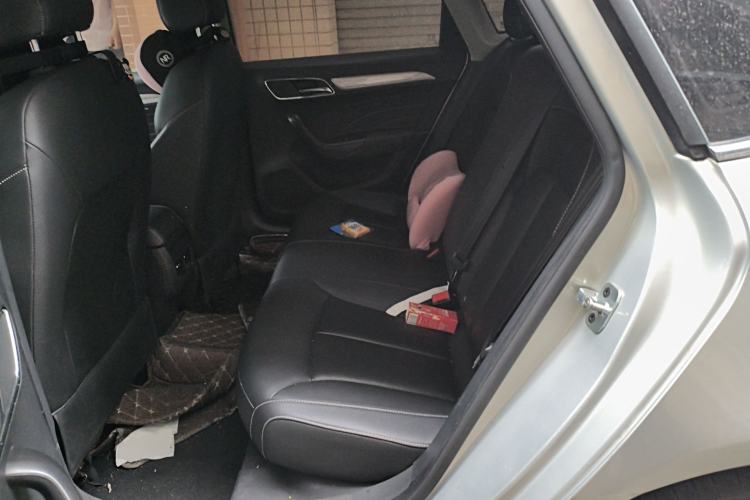 Used Roewe i6 New Energy 2017 45T Hybrid Connect & Smart Enjoyment Edition Left Rear Seat