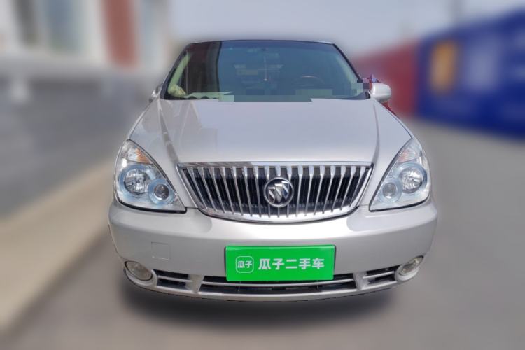 Used Buick GL8 2013 2.4L Classic Edition Front