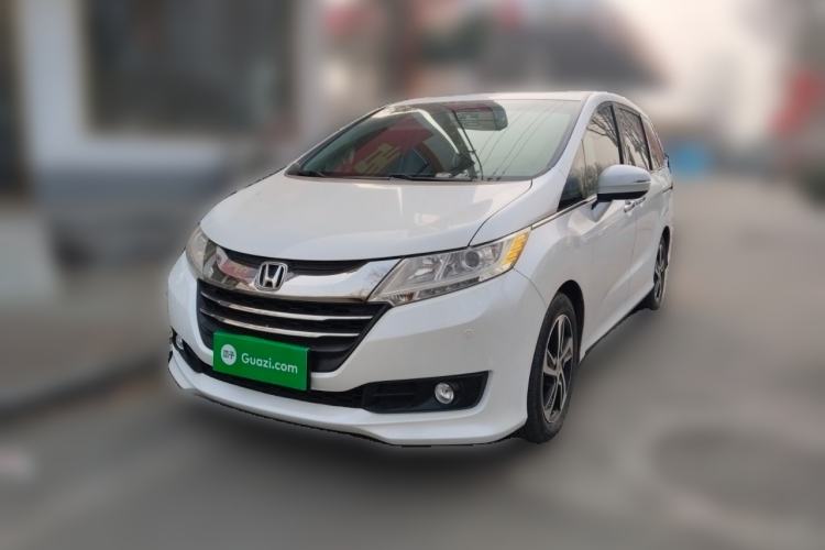 Used Honda Odyssey 2015 Revised 2.4L Luxury Edition