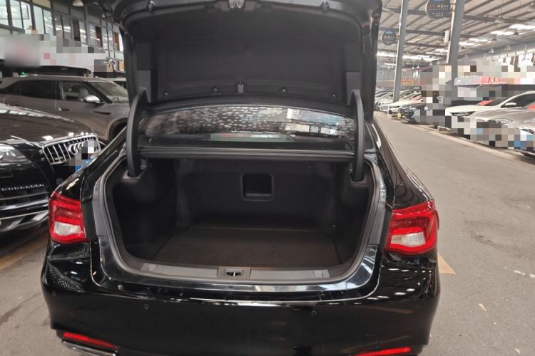 Used GAC Trumpchi GA8 2017 280T Deluxe Edition
