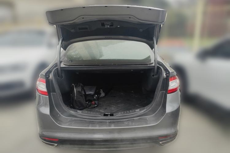 Used Ford Mondeo 2013 2.0L GTDi 200 Luxury Model