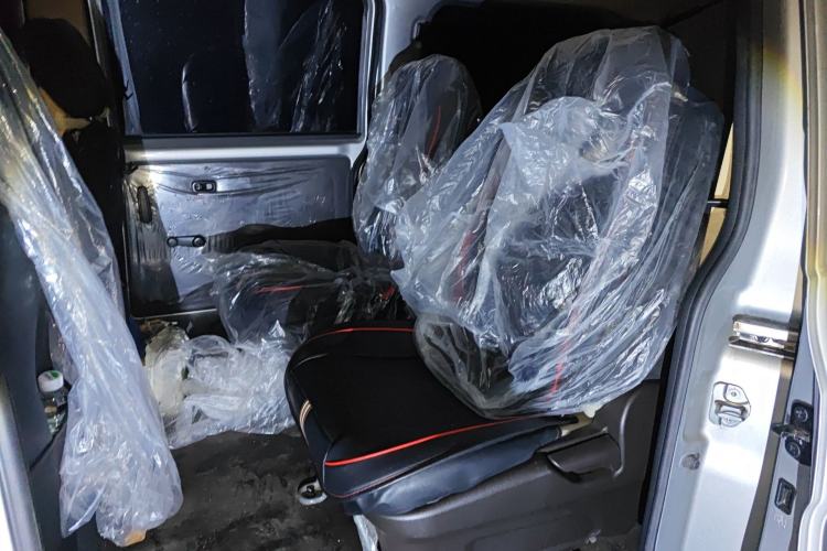 Used Wuling Hongguang V 2019 1.5L Enjoyment Version China VI LAR Left Rear Seat