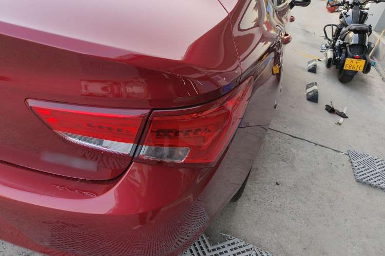 Used Buick Verano 2018 Sedan 15S Automatic Leading Model Exterior 6