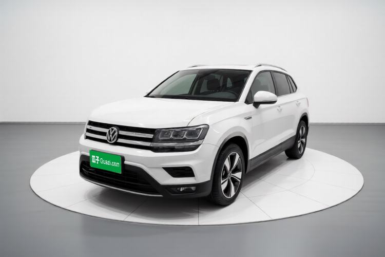 Ojetý Volkswagen Tharu 2021 280TSI Two-Wheel Drive Comfort Edition