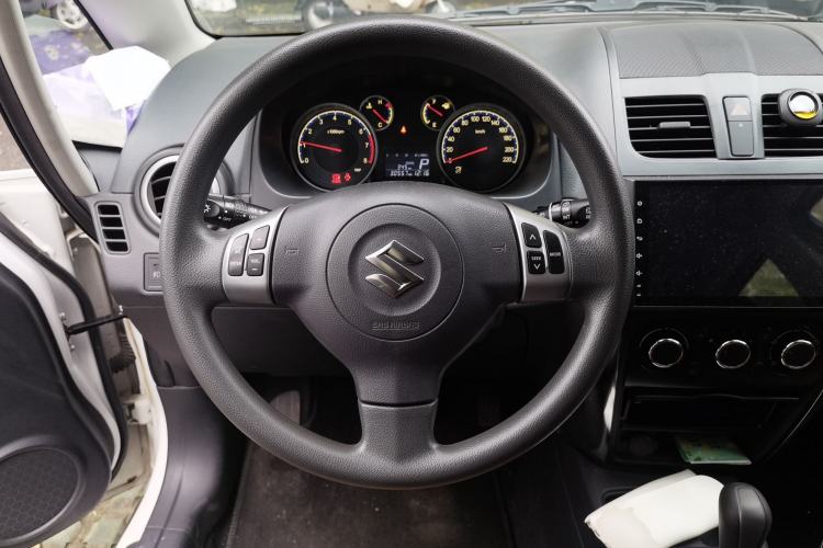 Used Suzuki SX4 2016 1.6L Automatic Classic Edition Steering Wheel