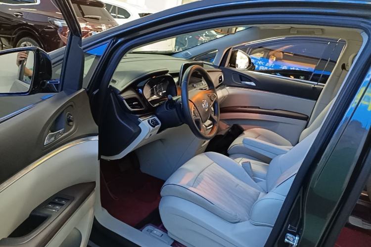 Used Buick GL8 2022 Land Business Class 652T Luxury Model