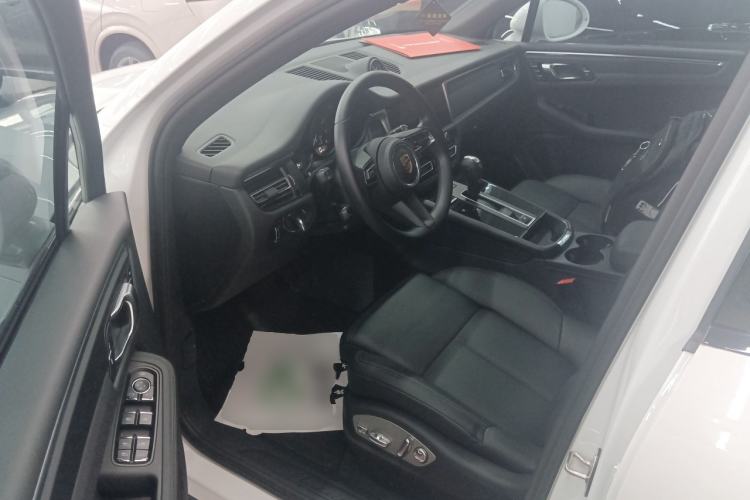 Used Porsche Macan 2023 Macan 2.0T Driver Seat