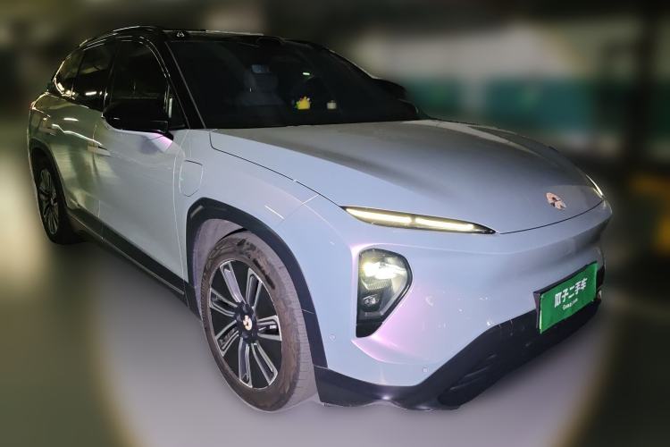 Used Nio ES7 2024 100kWh Signature Edition Front Right 45 Deg