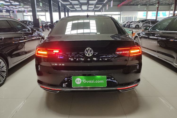 Used Volkswagen Magotan 2019 330TSI DSG Luxury Version China VI Standard
