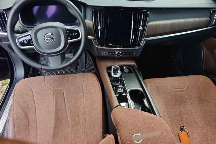 Used Volvo S90 2024 B5 Zhiyuan Luxury Edition