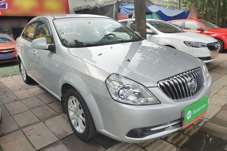 Used Buick Excelle 2013 1.5L Manual Classic Model Front Right 45 Deg
