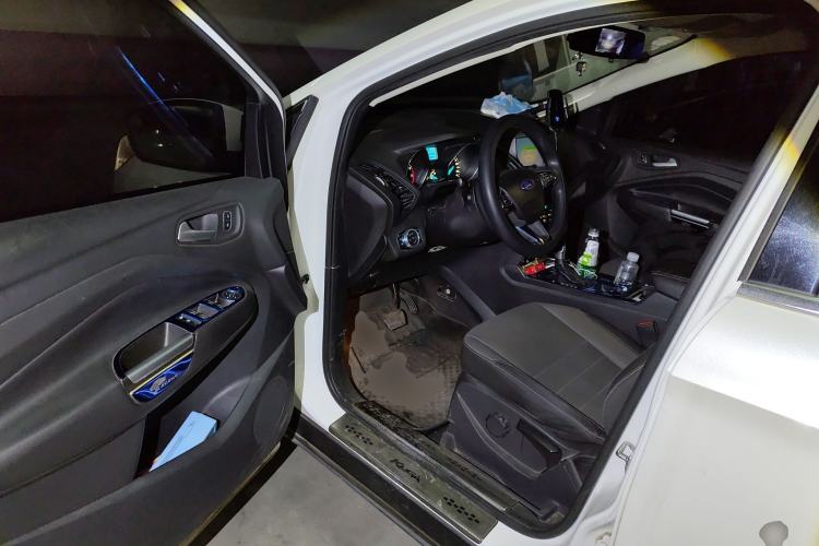 Used Ford Kuga 2017 EcoBoost 180 Two-Wheel-Drive Elite Trim
