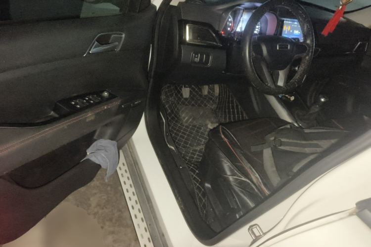 Used DORCEN G60 2019 1.6L Manual Elite Model China V Standard
