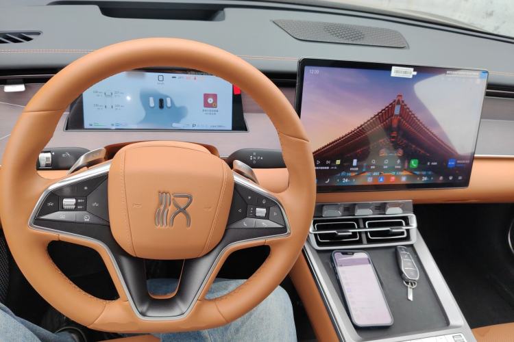 Used BYD Han L 2025 DM-p Four-Wheel-Drive LiDAR Flagship Model Center Console