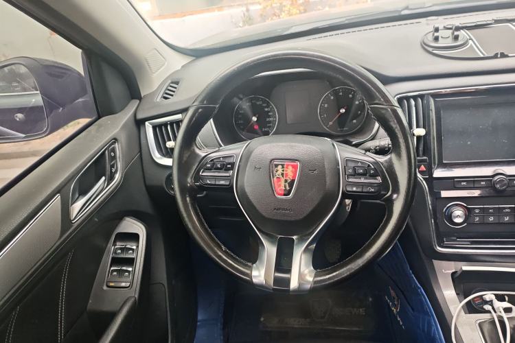 Used Roewe RX5 2016 20T Two-Wheel Drive Manual Flagship Edition