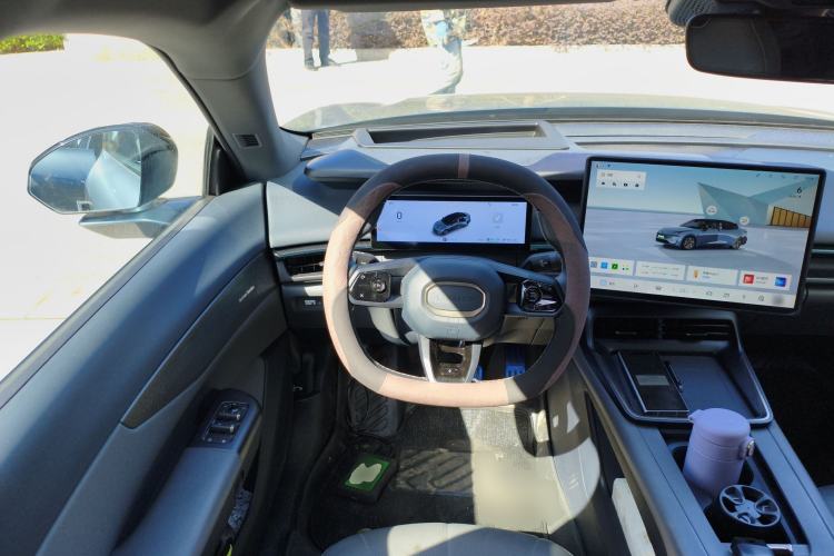 Used Lynk & Co 07 2024 EM-P 126 Long-Range Ultra