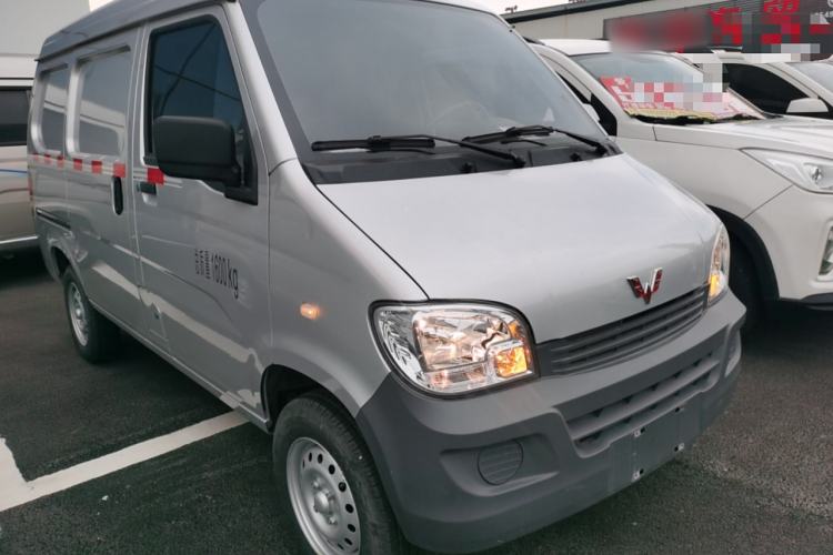 Used Wuling Zhiguang 2023 1.5L Utility Version with Enclosed Windows 2 Seats
