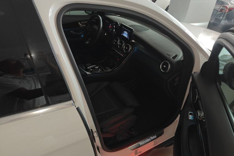 Used Mercedes-Benz GLC 2019 GLC 260 L 4MATIC Dynamic Model