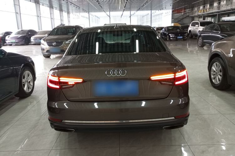 Used Audi A4L 2019 40 TFSI Ambition China VI