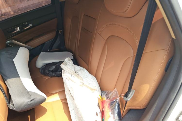 Used Haval H2 2015 1.5T Automatic Two-Wheel Drive Elite Edition Left Rear Seat