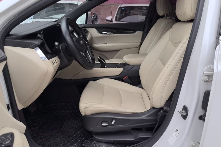 Used Cadillac XT5 2017 Anniversary Edition 28T Four-Wheel Drive Tech Model