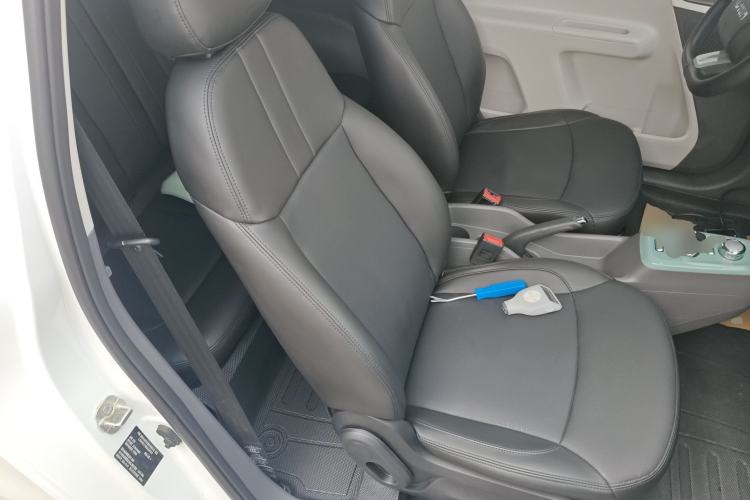 Used CHANGAN NEVO Lumin 2023 301km Honey Dew Edition
