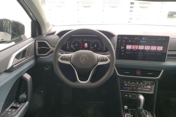 Used Volkswagen Tharu 2024 300TSI Two-Wheel-Drive Moon Luxury Edition