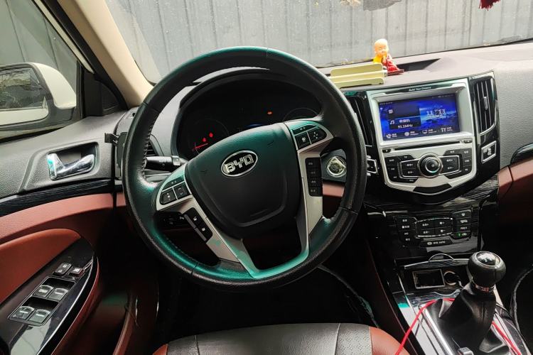 Used BYD Surui 2015 1.5L Manual Luxury Model
