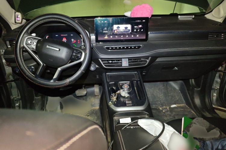 Used Haval JOLION 2021 1.5T Automatic Four-Door Version Center Console