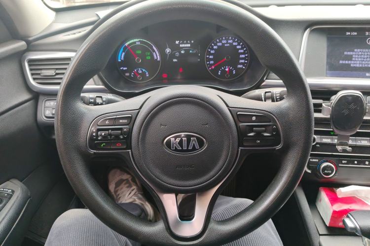 Used Kia K5 New Energy 2019 2.0L GLS Steering Wheel
