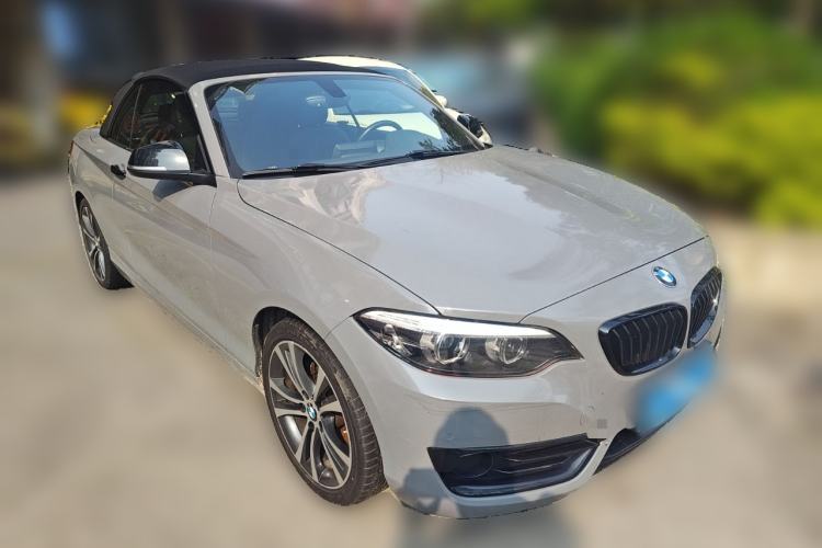 Used BMW 2 Series 2019 225i Convertible Coupe Sports Design Package Front Right 45 Deg