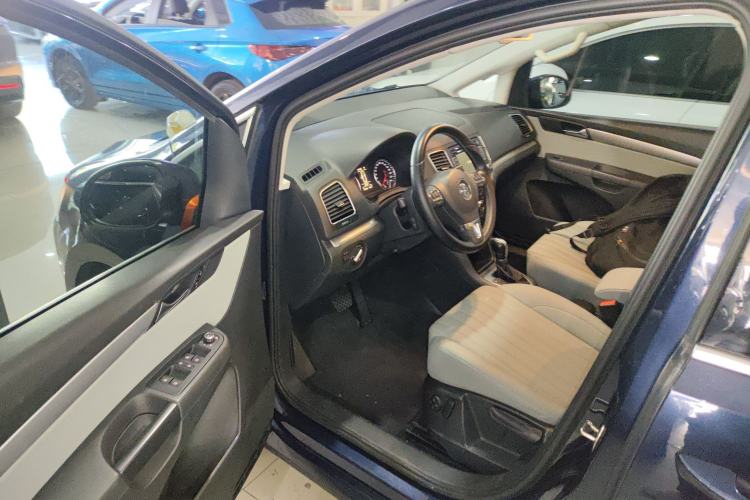 Used Volkswagen Sharan 2013 2.0 TSI Comfort Model