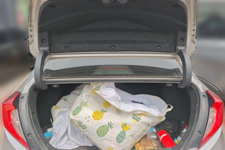 Used Honda Civic 2016 220TURBO CVT Luxury Edition Trunk